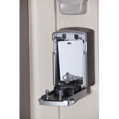 Master Lock Bluetooth Select Access Smart No. 5441EURD - Secure Your World with Smart Technology and Ultimate Convenience!